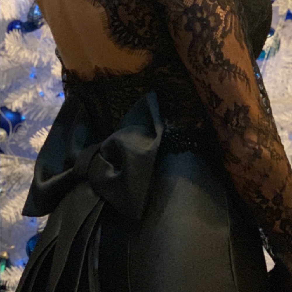 Terik Ediz Black lace gown with bow😻😻 - Picture 8 of 8